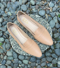 Load image into Gallery viewer, Lyle shoes by SYL