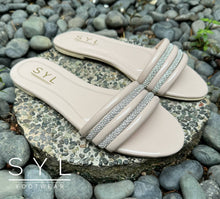 Load image into Gallery viewer, Elowen flats by SYL