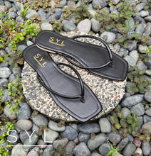 Load image into Gallery viewer, Odette flats by SYL