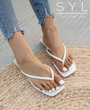 Load image into Gallery viewer, Odette flats by SYL