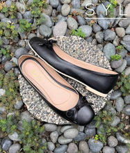 Load image into Gallery viewer, Dorish shoes by SYL