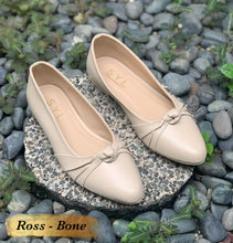 Load image into Gallery viewer, Ross shoes by SYL
