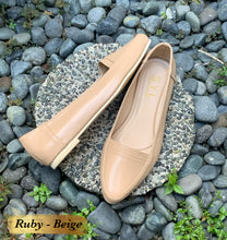 Load image into Gallery viewer, Ruby shoes by SYL