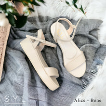 Load image into Gallery viewer, Alice wedge by SYL