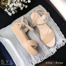 Load image into Gallery viewer, Alice wedge by SYL