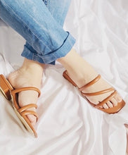 Load image into Gallery viewer, LEA 1-inch block heels by SYL