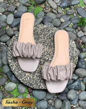 Load image into Gallery viewer, Sasha flats by SYL