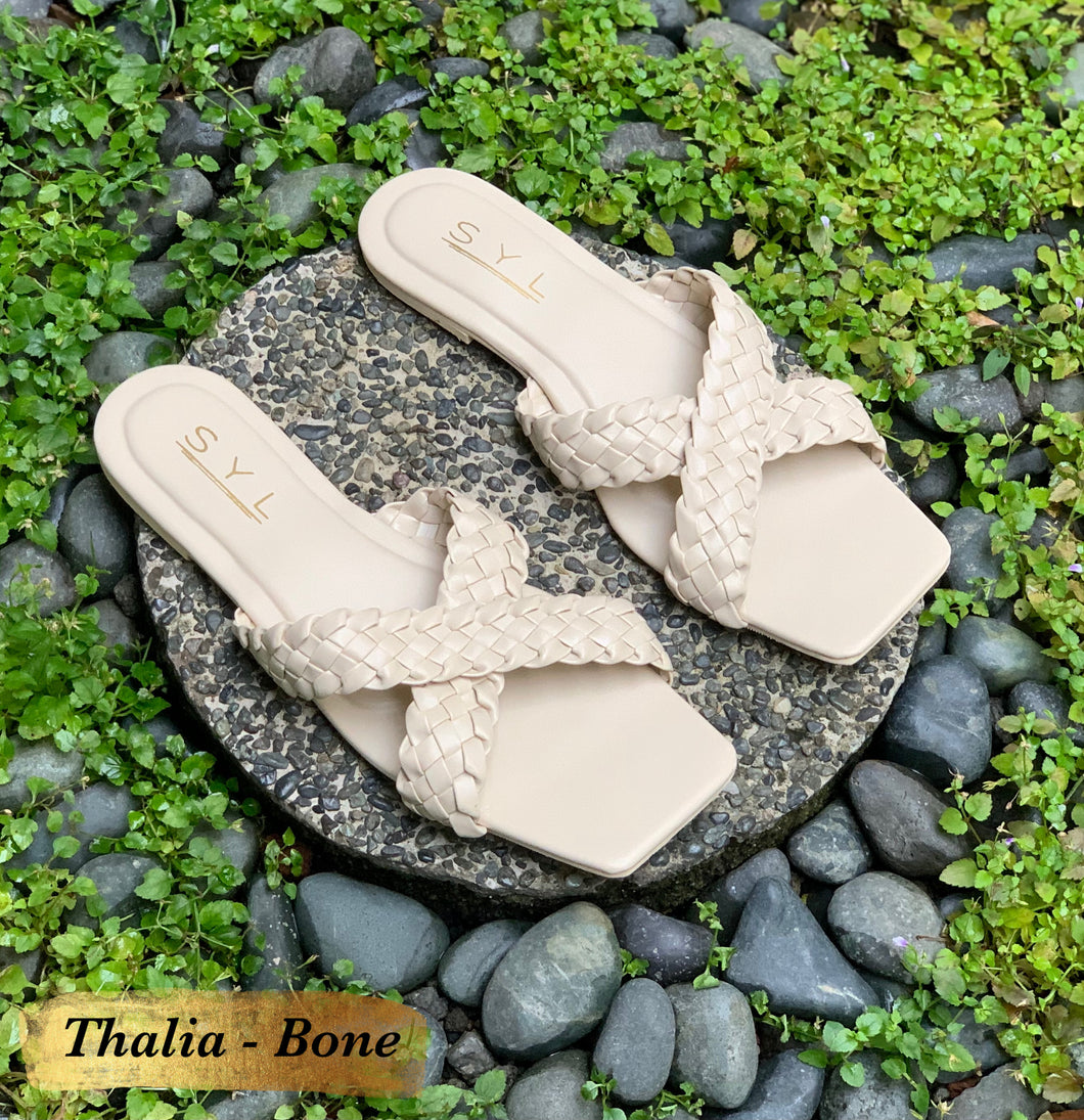 THALIA flats by SYL