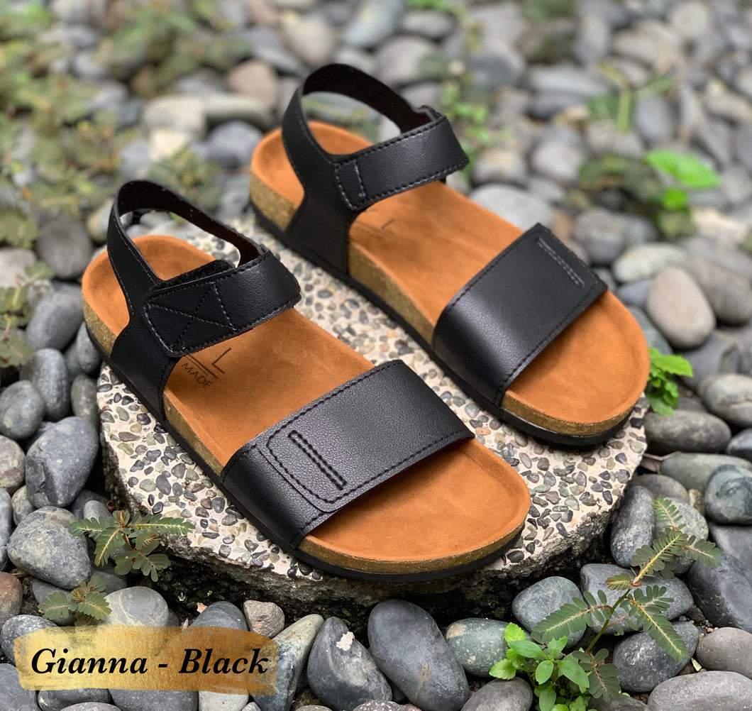 Gianna slippers in cork by SYL