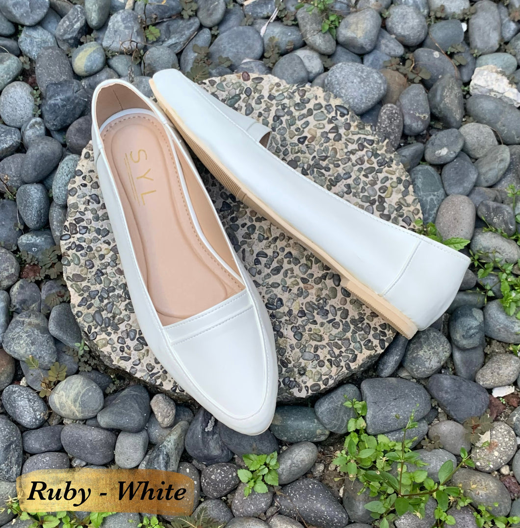 Ruby shoes by SYL